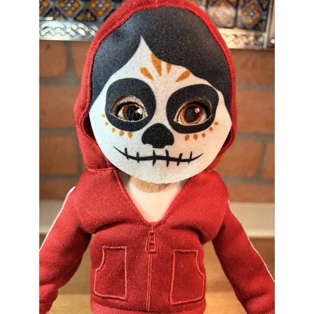 Disney Pixar Coco Movie Miguel 19